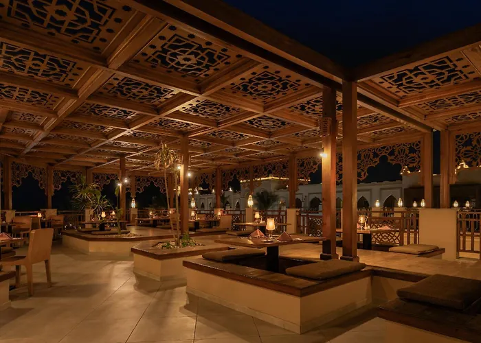 Resort Grand Palace - Couples Only 18 Years (adults Only)